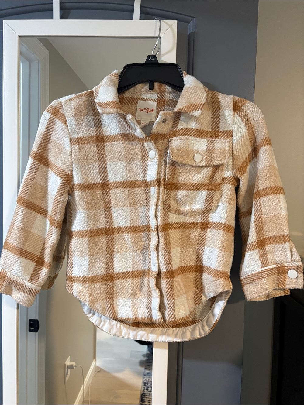 Cat & Jack Cream and Tan Plaid Button-Front Shacket